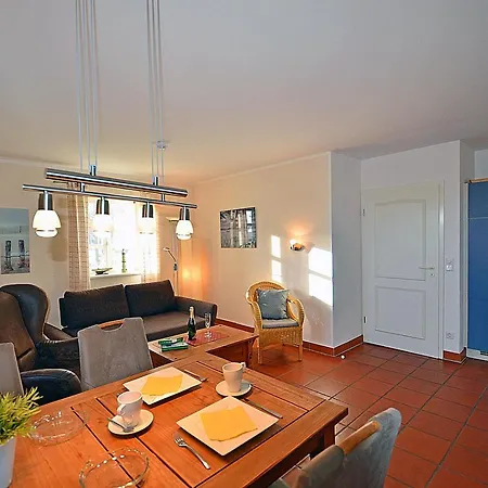 Ron Apartment *